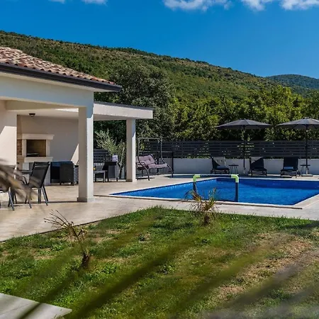 펜션 Brandneue Vanda Mit Privatem Pool *