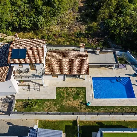 Brandneue Vanda Mit Privatem Pool